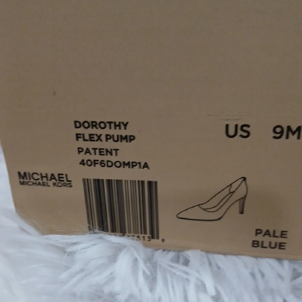 Michael Kors Glossy Blueish Gray Heels Pumps 3 Inch Heels - Picture 6 of 6